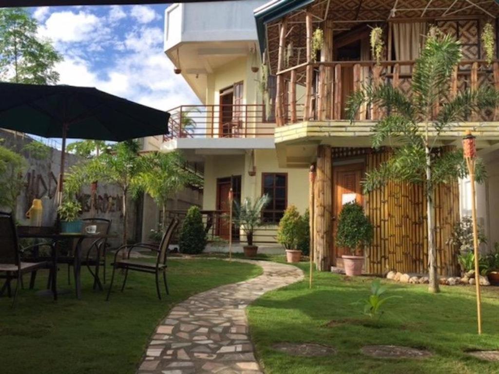 Bamboo Garden Boutique Hotel Tacloban Esterno foto
